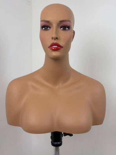 Fiber Glass Mannequin Fair