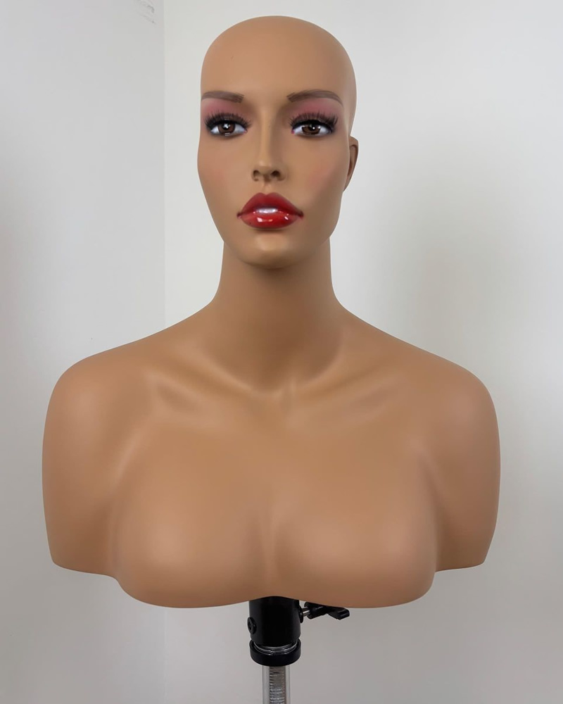 Fiber Glass Mannequin Fair